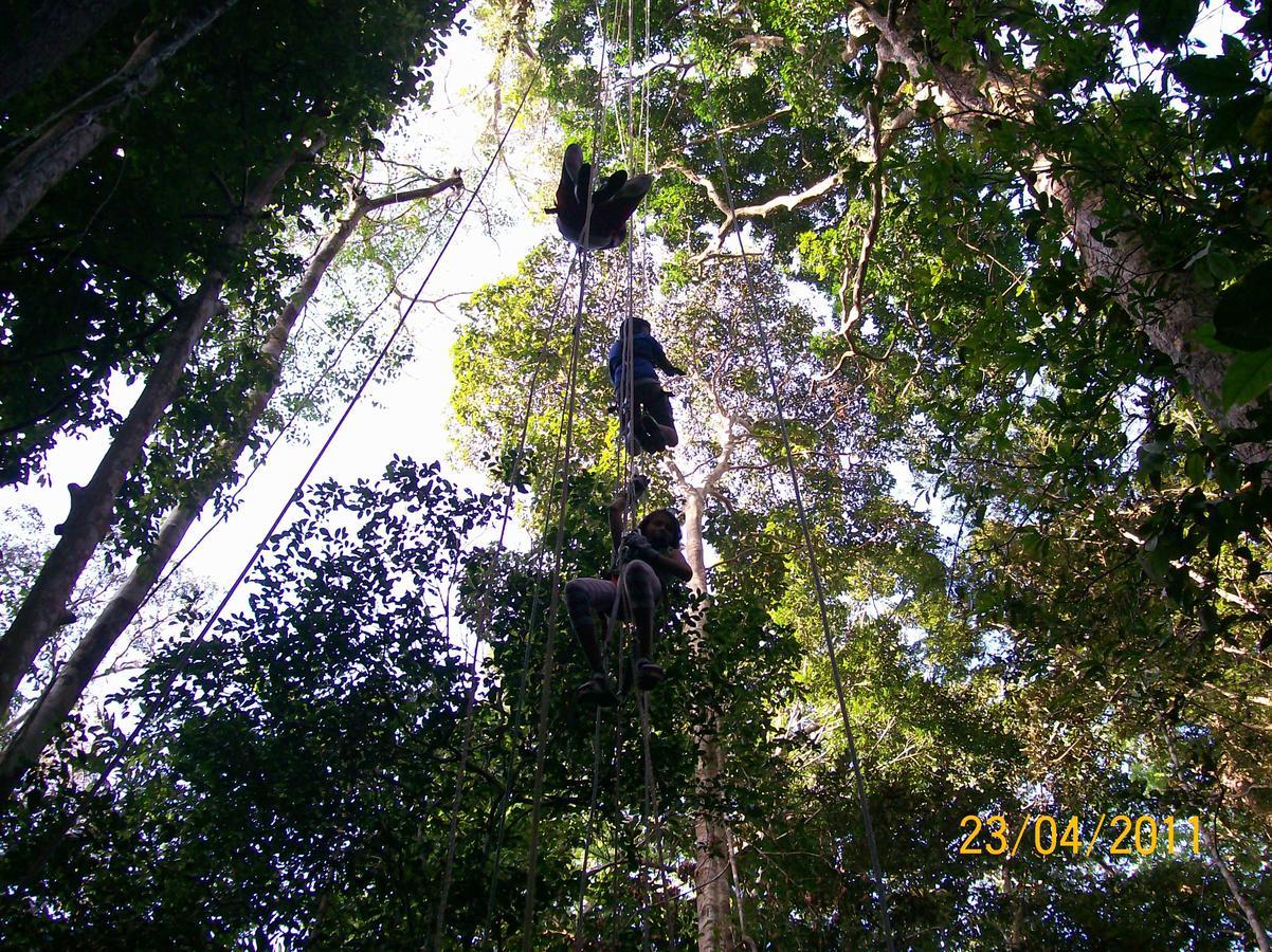 Hotel Heliconias Leticia Exterior foto