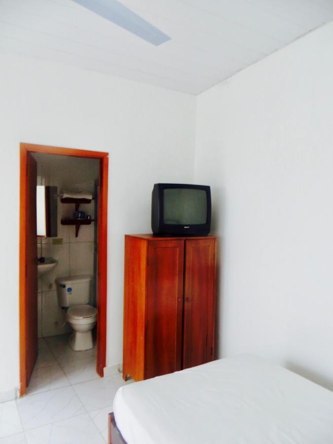 Hotel Heliconias Leticia Exterior foto
